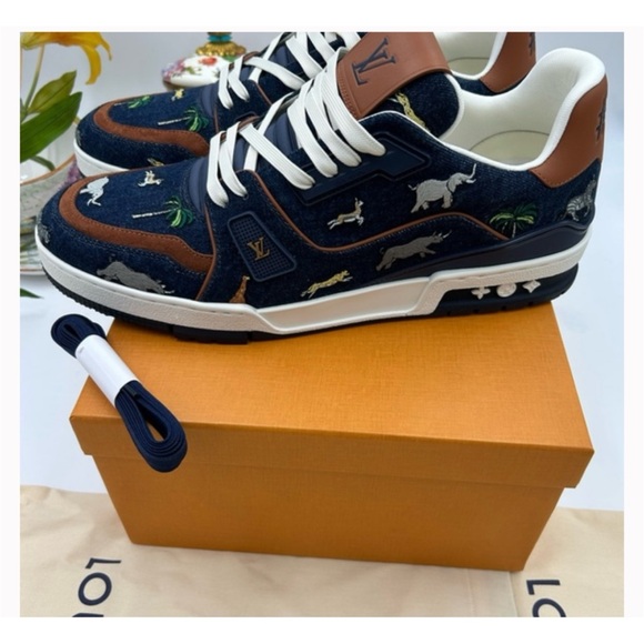 Louis Vuitton LV X the DARJEELING limited edition trainer size 11 fits 12 - Picture 7 of 9